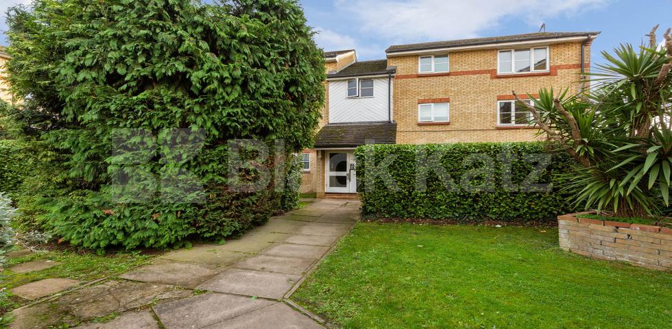 			NEW , 1 Bedroom, 1 bath, 1 reception Flat			 Heddington Grove, CALEDONIAN ROAD